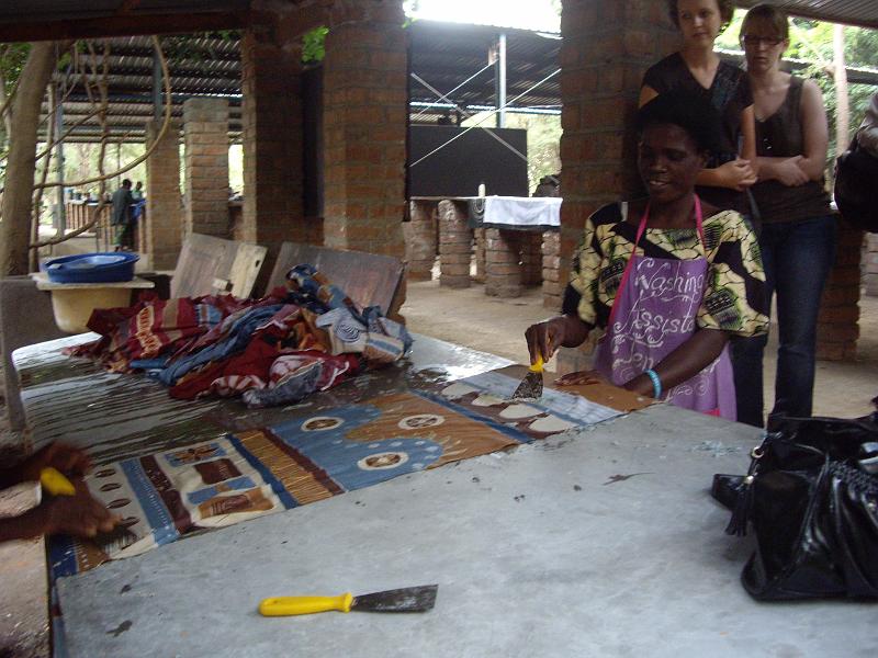 m2230.JPG - S. Luangwa 'Tribal Textiles' project