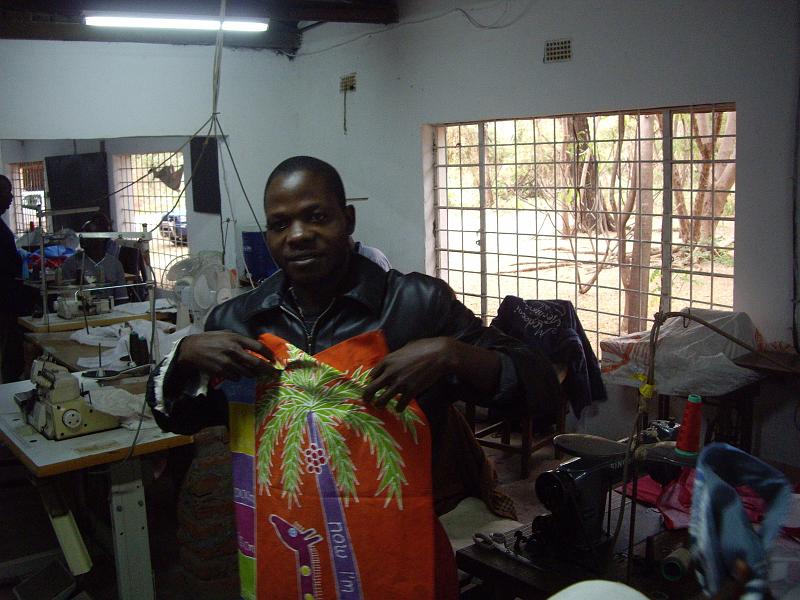 m2270.JPG - S. Luangwa 'Tribal Textiles' project